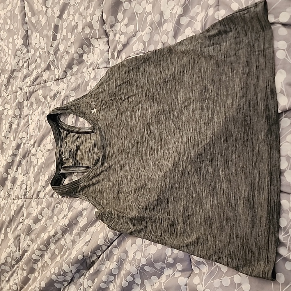 Women's under armour tank top